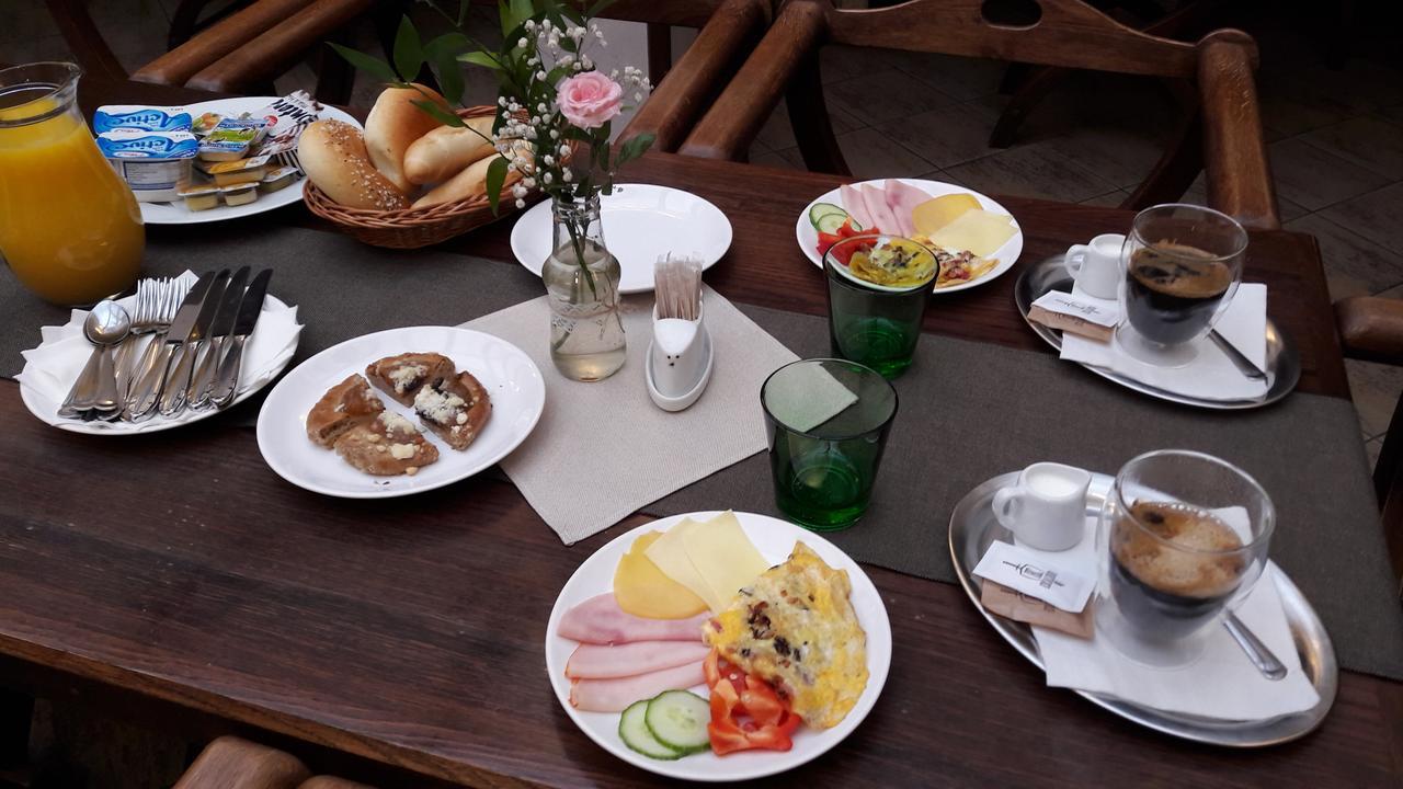 Excalibur Penzion A Restaurace Moravská Třebová Eksteriør billede